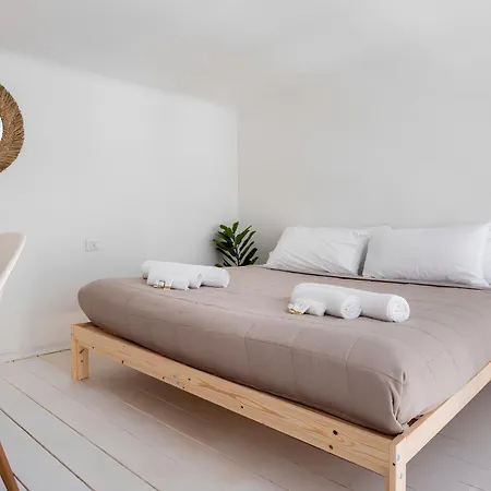 Bright Design House In The Heart Of