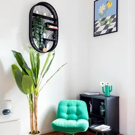 Bright Design House In The Heart Of Apartment *