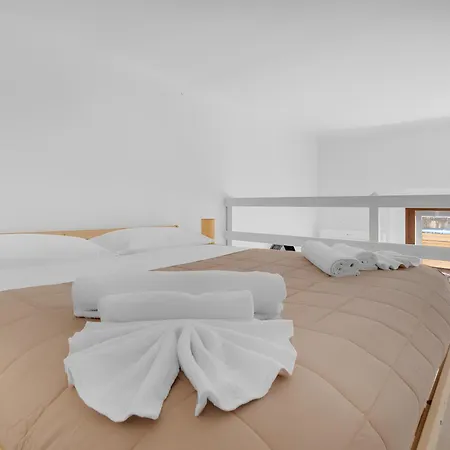 Bright Design House In The Heart Of *