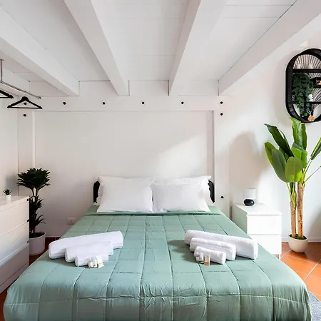 Apartment Bright Design House In The Heart Of *