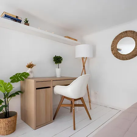 Bright Design House In The Heart Of Bologna