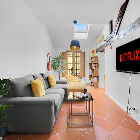 Bright Design House In The Heart Of *