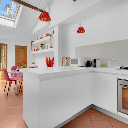 Bright Design House In The Heart Of Apartment