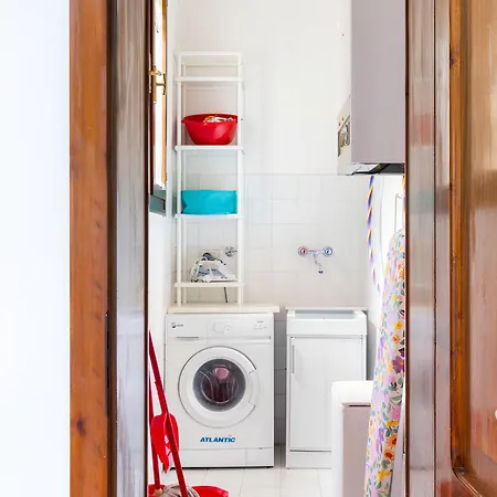 Apartman Bright Design House In The Heart Of